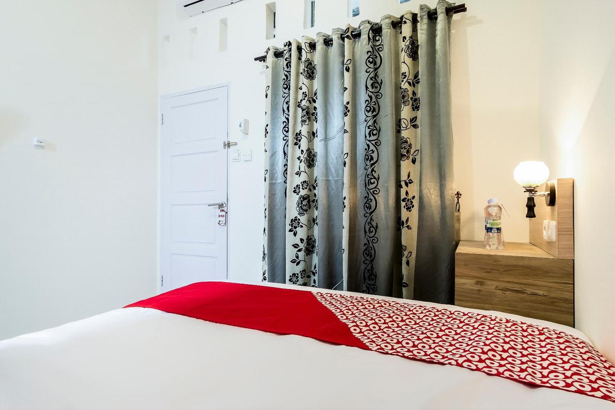 Super Oyo Capital O 873 Kamani Homestay Syariah Medan Ngoại thất bức ảnh